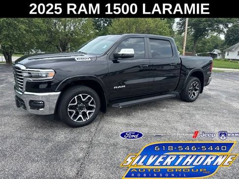 Used 2025 RAM 1500 Laramie AWD/4WD image 1