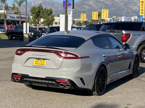 Used 2020 Kia Stinger GT1 image 4