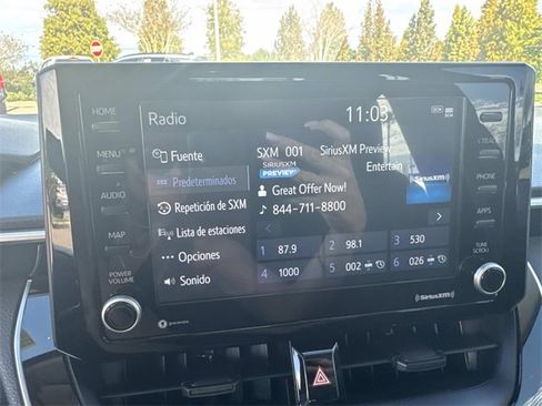 Used 2022 Toyota Corolla LE image 20