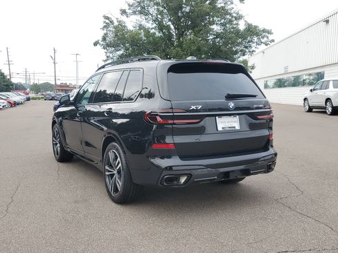 New 2027 BMW X7 xDrive40i w/ Executive Package AWD/4WD image 3