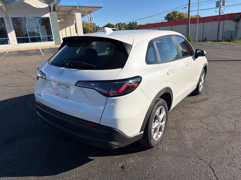 Used 2024 Honda HR-V LX image 7