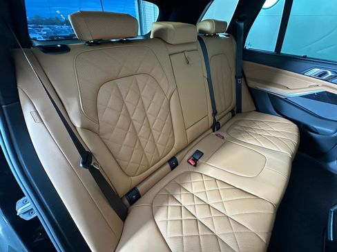 New 2026 BMW X5 xDrive50e w/ Executive Package image 32