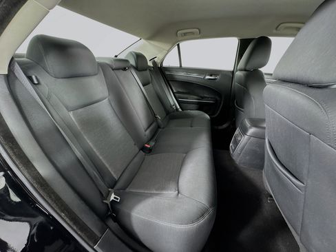 Used 2021 Chrysler 300 Touring w/ Sport Appearance Package image 26