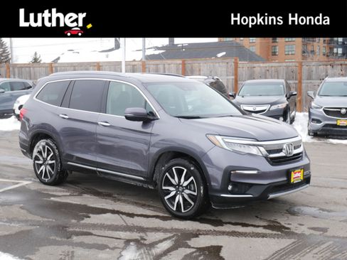 Used 2021 Honda Pilot Touring image 1