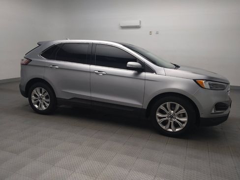 Used 2020 Ford Edge Titanium w/ Equipment Group 301A image 11