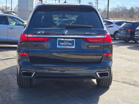 Used 2022 BMW X7 xDrive40i w/ M Sport Package image 22