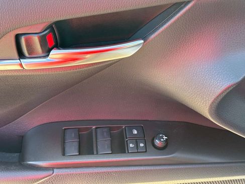 Used 2024 Toyota Camry LE w/ Convenience Package image 18
