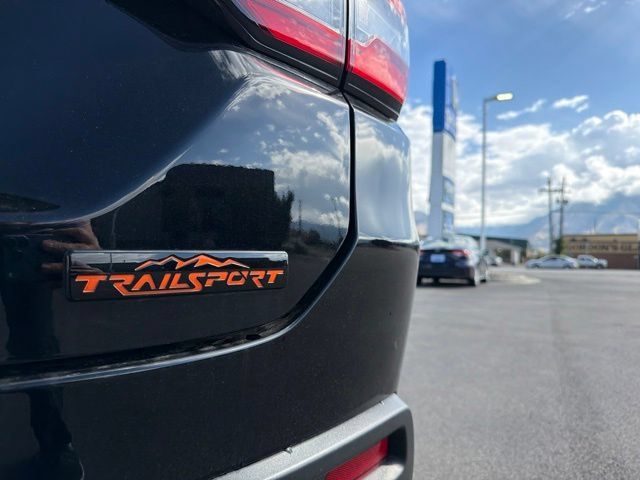 Used 2024 Honda Pilot TrailSport image 9