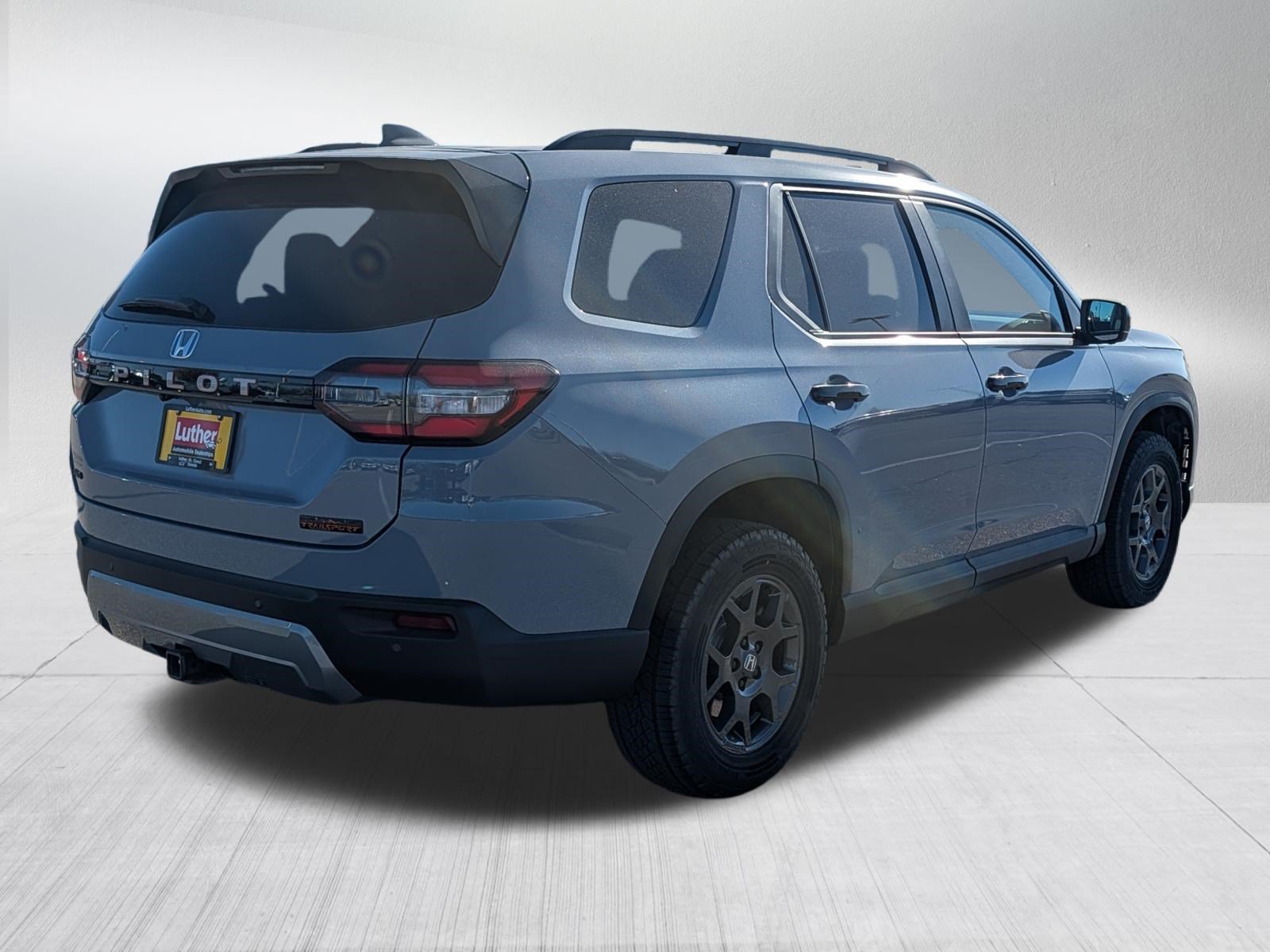 New 2026 Honda Pilot TrailSport image 4