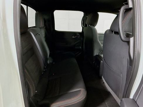 Used 2022 Nissan Frontier PRO-4X w/ Technology Package image 25