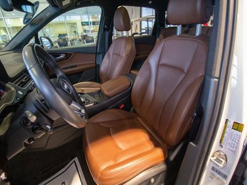 Used 2018 Audi Q7 3.0T Prestige image 16