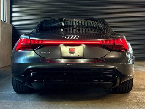 Used 2023 Audi e-tron GT Prestige AWD/4WD image 7