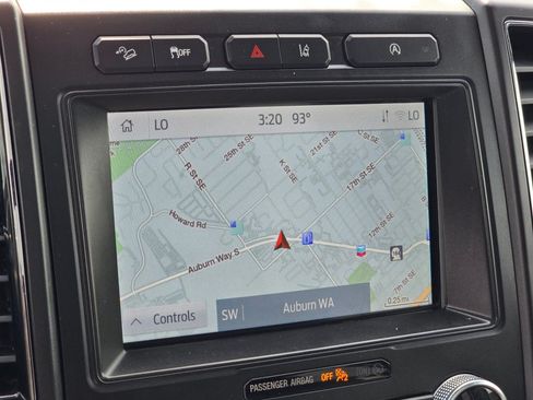 Used 2020 Ford Expedition Max Limited AWD/4WD image 34