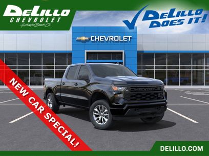 New 2025 Chevrolet Silverado 1500 Custom w/ LPO, Dark Essentials Package