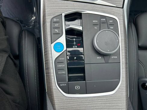 Used 2025 BMW i4 eDrive40 RWD image 44