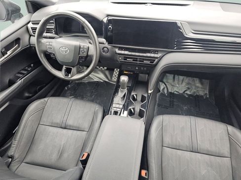 Used 2025 Toyota Camry XSE image 28