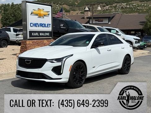 Used 2026 Cadillac CT4 V AWD/4WD image 1