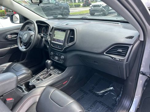 Used 2022 Jeep Cherokee Trailhawk w/ Sun, Sound & Nav Group AWD/4WD image 41