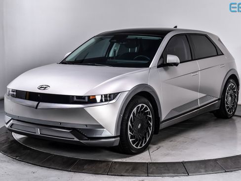 Used 2023 Hyundai Ioniq 5 Limited w/ Cargo Package image 2