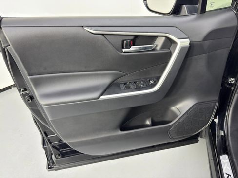 Used 2024 Toyota RAV4 XLE Premium image 41