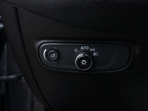 Used 2022 Chevrolet Equinox LT image 21