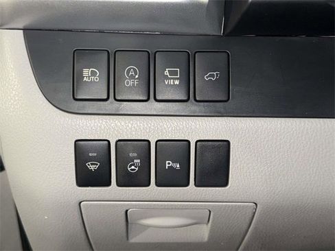 Used 2017 Toyota Highlander Limited Platinum image 30