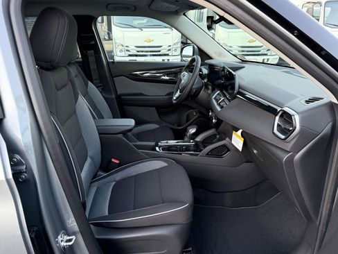 New 2026 Chevrolet TrailBlazer LT w/ Convenience Package image 24
