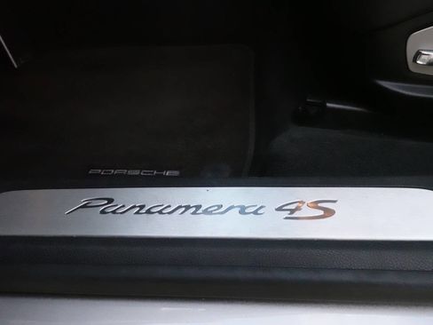 Used 2013 Porsche Panamera 4S image 12