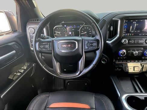 Used 2021 GMC Sierra 1500 AT4 w/ AT4 Premium Package AWD/4WD image 6