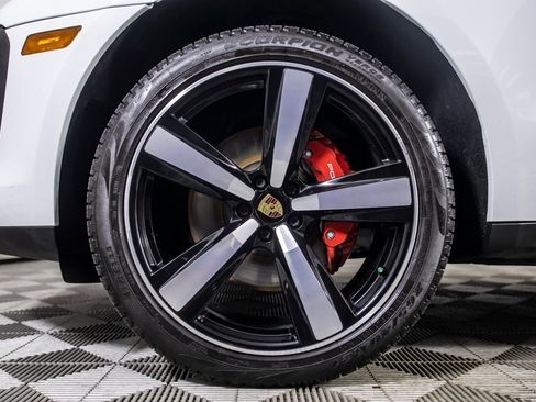 Used 2023 Porsche Macan S image 35