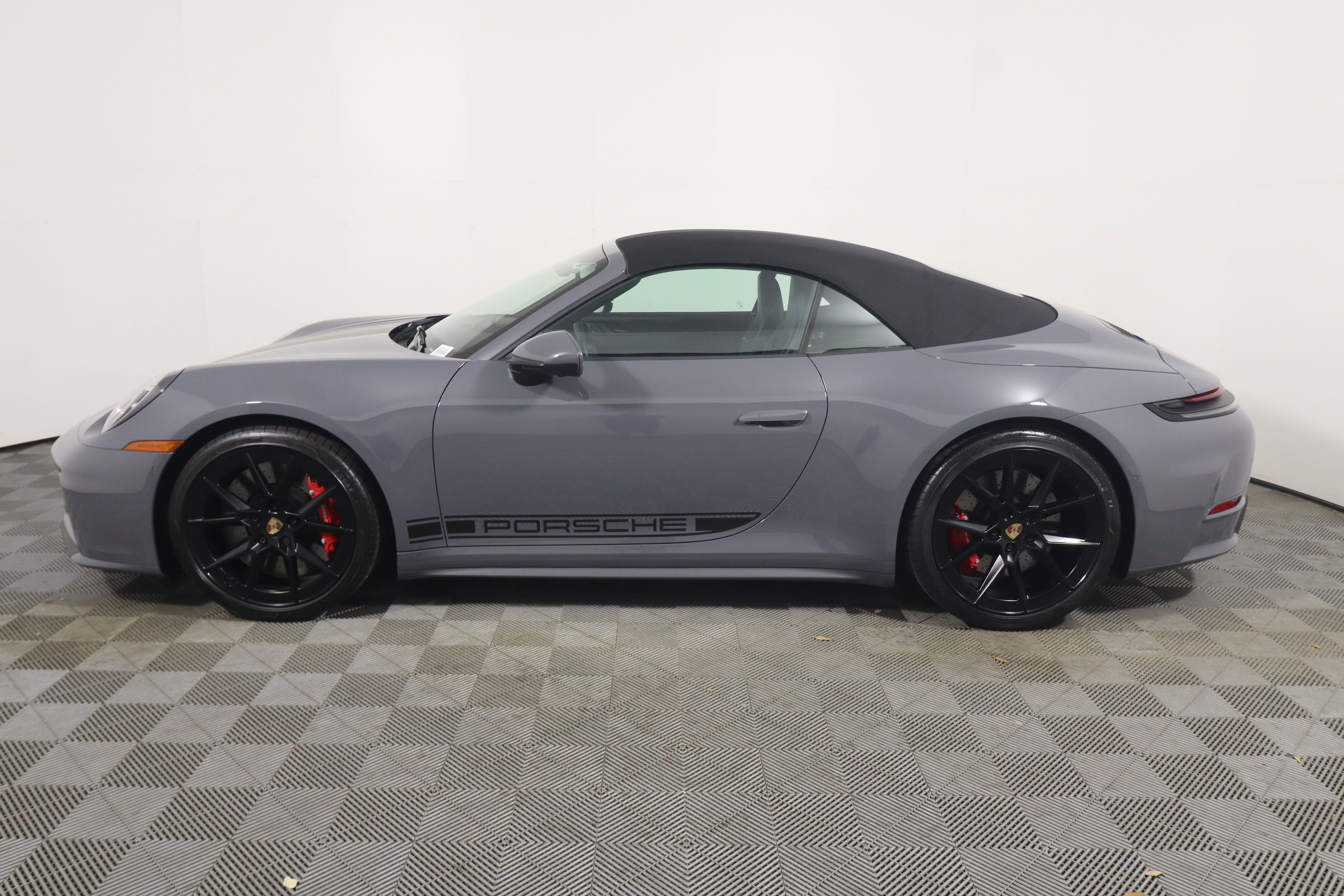 Certified 2026 Porsche 911 Carrera S RWD image 2