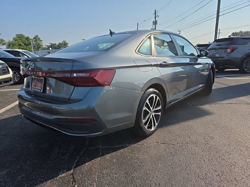 Used 2025 Volkswagen Jetta Sport FWD image 6