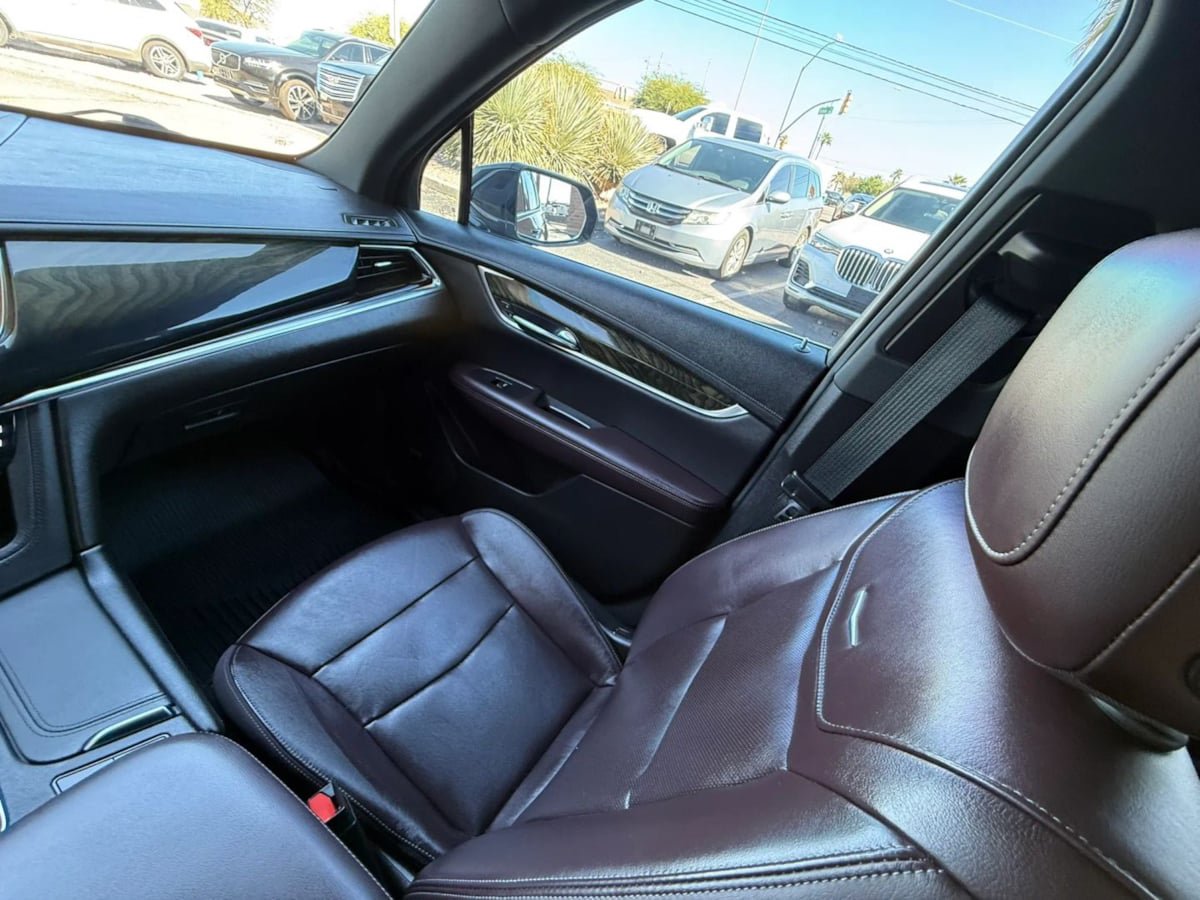 Used 2020 Cadillac XT6 Premium Luxury FWD image 51