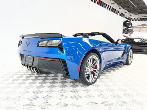 Used 2015 Chevrolet Corvette Z06 w/ 3LZ Preferred Equipment Group RWD image 11