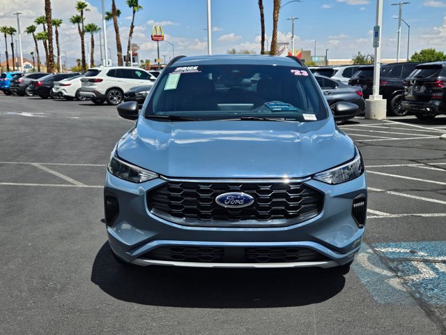 Used 2023 Ford Escape ST-Line w/ Tech Pack #1 FWD image 2