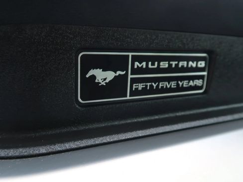 Used 2020 Ford Mustang GT Premium RWD image 28