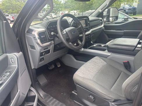 Used 2023 Ford F150 XLT w/ XTR Package AWD/4WD image 9