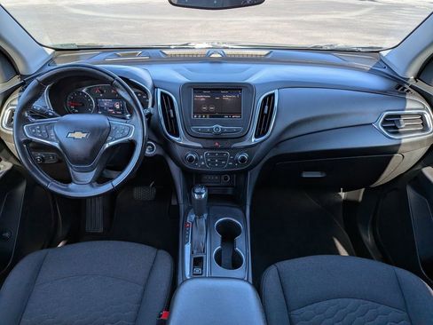 Used 2020 Chevrolet Equinox LT image 18