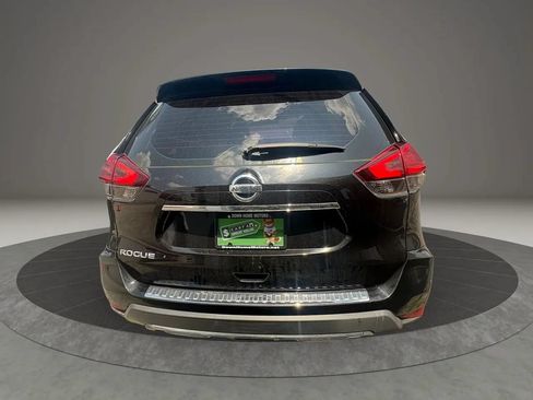 Used 2017 Nissan Rogue S FWD image 7