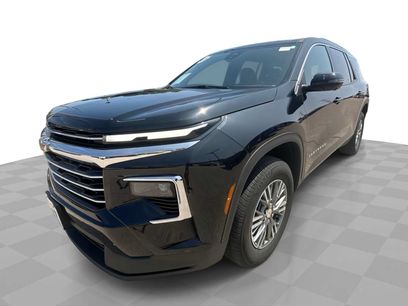 Used 2025 Chevrolet Traverse LT w/ Driver Confidence Package