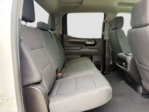 Used 2025 Chevrolet Silverado 1500 LT AWD/4WD image 32