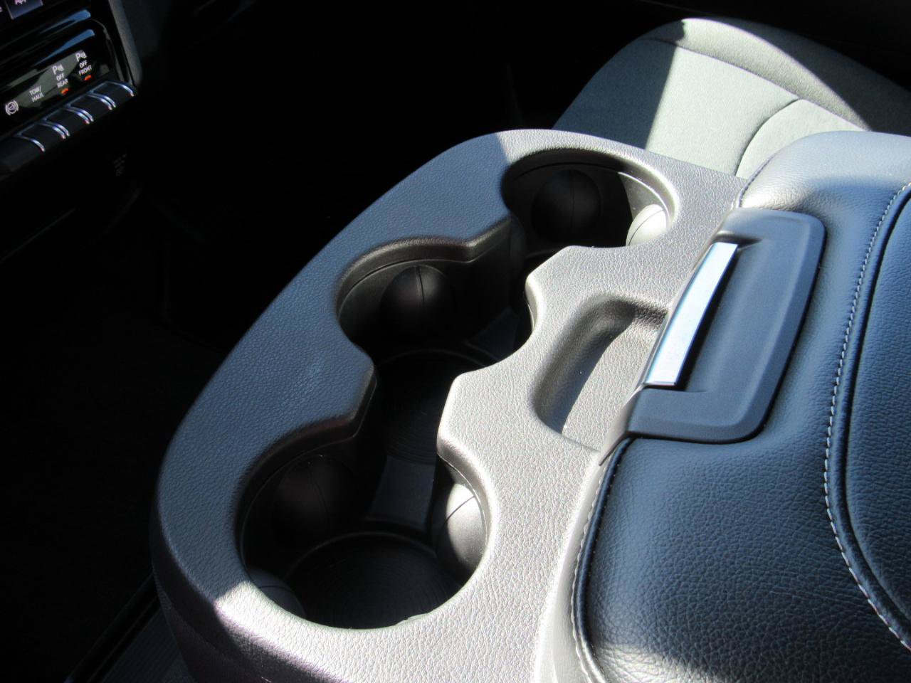 Used 2026 RAM 3500 Tradesman AWD/4WD image 7