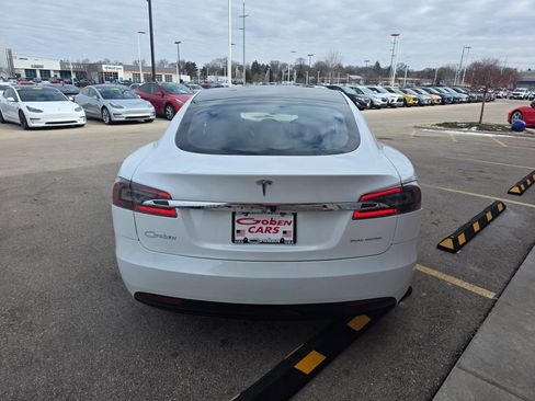 Used 2020 Tesla Model S AWD image 4
