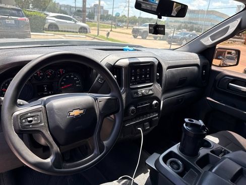 Used 2021 Chevrolet Silverado 1500 Custom RWD image 19