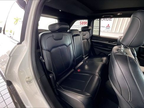 Used 2024 Jeep Grand Cherokee Limited 4xe AWD/4WD image 15