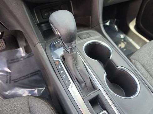Used 2024 Chevrolet Equinox LT AWD/4WD image 28