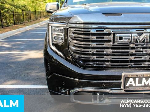 Used 2022 GMC Sierra 1500 Denali Ultimate AWD/4WD image 12