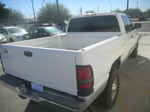 Used 2001 Dodge Ram 2500 Truck 2WD Quad Cab image 8