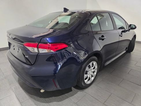 Used 2021 Toyota Corolla LE w/ Carpet Mat Package (TMS) FWD image 5
