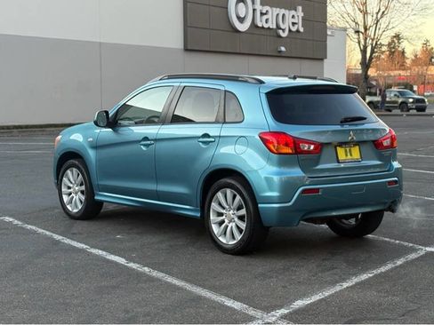 Used 2011 Mitsubishi Outlander Sport SE image 3